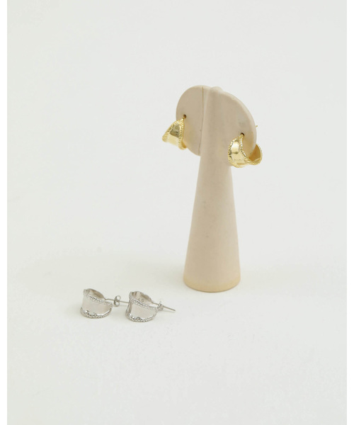 TODAYFUL（トゥデイフル）の「カッティングミニフープピアス（ピアス（両耳用）・レディース・シルバー/ゴールド・FREE）」の6枚目の写真