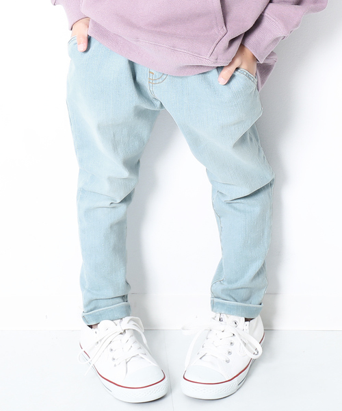 devirock(デビロック)の「デニムタックパンツ(その他パンツ・キッズ・ネイビー/サックスブルー/ブルー系その他/ワンウォッシュ・80cm/90cm/95cm/110cm/100cm/120cm/130cm/140cm/150cm/160cm)」の4枚目の写真