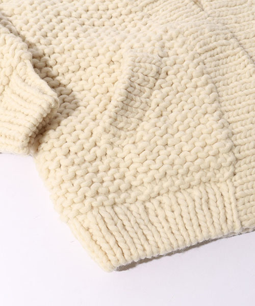 ALLUMER（アリュメール）の「[ALLUMER/アリュメール] ハンドニットケーブルニットカーディガン（カーディガン/ボレロ・レディース・ホワイト/グレー/ベージュ・1）」の8枚目の写真