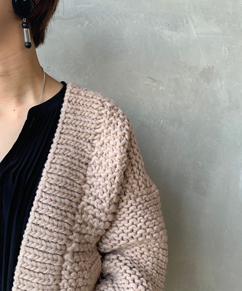ALLUMER（アリュメール）の「[ALLUMER/アリュメール] ハンドニットケーブルニットカーディガン（カーディガン/ボレロ・レディース・ホワイト/グレー/ベージュ・1）」の18枚目の写真