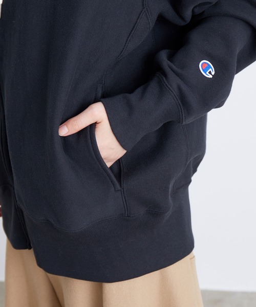 Champion（チャンピオン）の「REVERSE WEAVE ZIP HOODED SWEATSHIRT（パーカー・レディース・ブラック/グレー/キャメル/ブルー・1）」の14枚目の写真