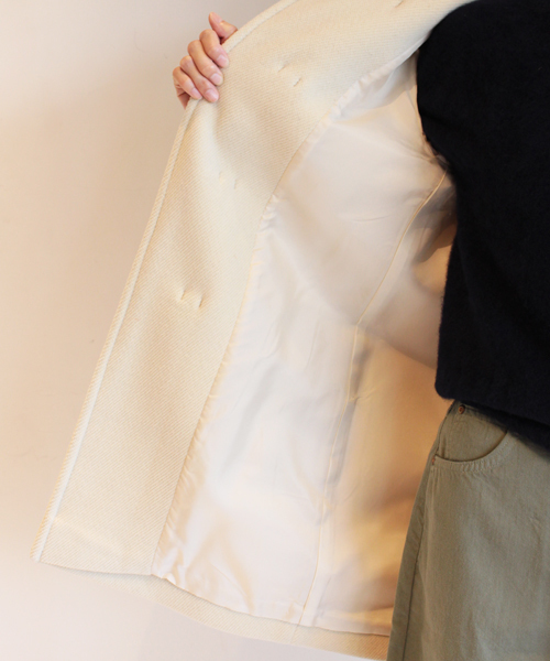 BEAUTY&YOUTH UNITED ARROWS（ビューティーアンドユースユナイテッドアローズ）の「BYBC ∵パイルメルトンミドルダッフル/オフホワイト ◆（ダッフルコート・レディース・オフホワイト・SMALL/MEDIUM）」の6枚目の写真