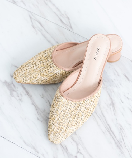 VANNIE U（ヴァニーユー）の「メッシュミュール（サンダル・レディース・ベージュ/ナチュラル・SMALL/MEDIUM/LARGE）」の8枚目の写真