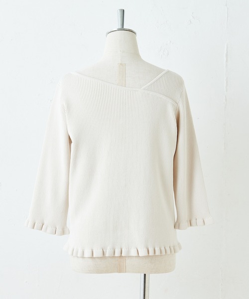 one after another NICE CLAUP(ワンアフターアナザーナイスクラップ)の「前後2wayアシンメトリーニット(ニット/セーター・レディース・アイボリー/ベージュ/ブルー/ピンク・FREE)」の13枚目の写真