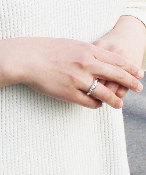 Ayler(アイラー)の「Ayler アイラー / RING ロールバンド細リング(リング・レディース・シルバー/ゴールド・FREE/13号/11号)」の13枚目の写真