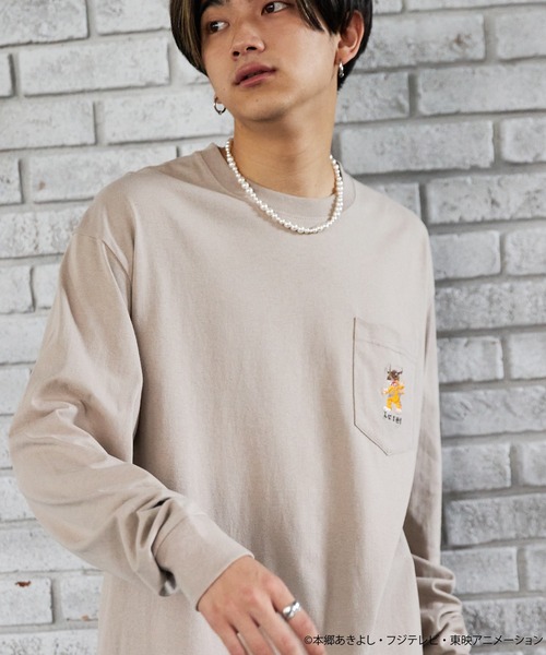 MONO-MART(モノマート)の「デジモンアドベンチャー: 別注 キャラ刺繍 ポケット付きオーバーサイズL/Sカットソー(Tシャツ/カットソー・メンズ・ホワイト/ブラック/ホワイト系その他/ブラック系その他/ベージュ系その他/グレイッシュベージュ・M/L)」の6枚目の写真