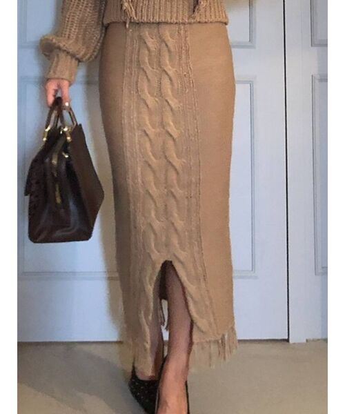 RESEXXY（リゼクシー）の「ケーブルニットスカート【セットアップ着用可能】（スカート・レディース・ブラック/ベージュ/ブラウン・FREE）」の2枚目の写真