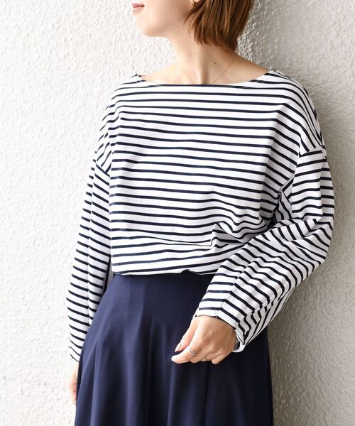SHIPS(シップス)の「【WEB限定】スリーブデザインボーダートップス◇(Tシャツ/カットソー・レディース・ライトブルー/ベージュ/ネイビー/イエロー/ラベンダー・SMALL/MEDIUM)」の3枚目の写真