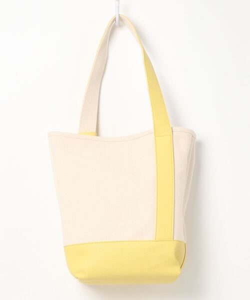 cache cache(カシュ カシュ)の「カシュカシュ cachecache / ワンハンドルバケツ型パーテーショントートバッグ(ショルダーバッグ・レディース・ベージュ系その他/ブラック/アイボリー/パイソン/パープル/イエロー/シルバー/カモフラージュ/レオパード/オレンジ/グリーン/ブルー・FREE)」の18枚目の写真