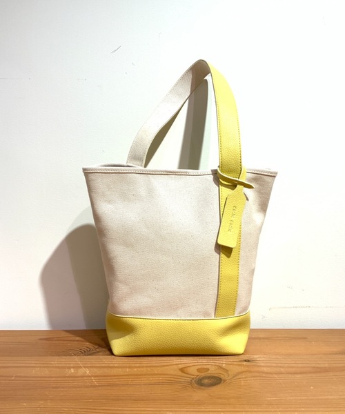 cache cache(カシュ カシュ)の「カシュカシュ cachecache / ワンハンドルバケツ型パーテーショントートバッグ(ショルダーバッグ・レディース・ベージュ系その他/ブラック/アイボリー/パイソン/パープル/イエロー/シルバー/カモフラージュ/レオパード/オレンジ/グリーン/ブルー・FREE)」の16枚目の写真