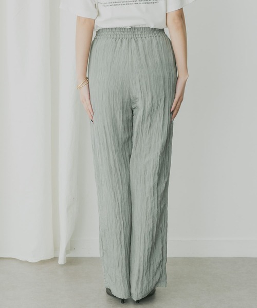 KBF+(ケービーエフプラス)の「KBF+ ワッシャーサテンパンツ(その他パンツ・レディース・ベージュ系その他/ラベンダー/グレー系その他・ONE)」の11枚目の写真