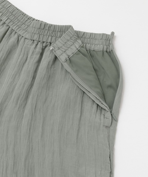 KBF+(ケービーエフプラス)の「KBF+ ワッシャーサテンパンツ(その他パンツ・レディース・ベージュ系その他/ラベンダー/グレー系その他・ONE)」の19枚目の写真