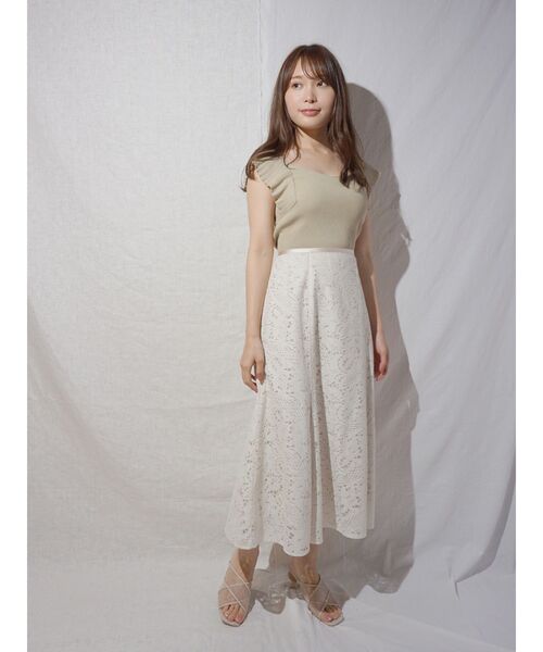 MERCURYDUO（マーキュリーデュオ）の「2WAYラッフルコンパクトリブニット（ニット/セーター・レディース・オフホワイト/ピンク/ライム/ベージュ/ダークブラウン・FREE）」の10枚目の写真