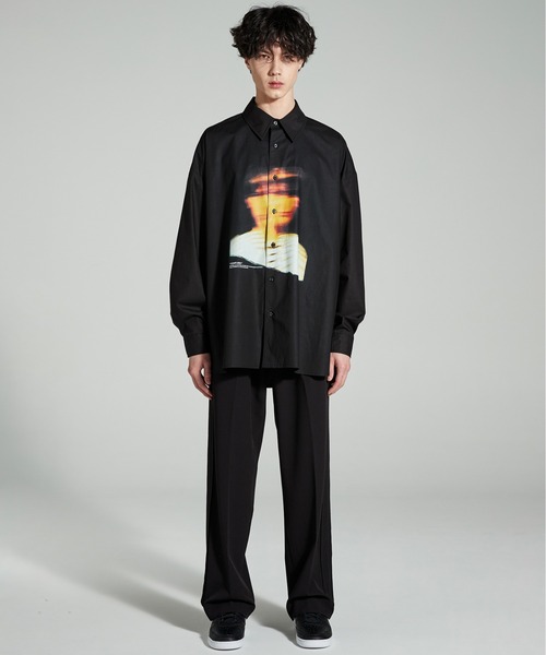 ADD SEOUL（エーディーディーソウル）の「【ADD SEOUL】MAYDAY 19 GRAPHIC AVANTGARDE SHIRT / メイデイ 19 グラフィック アヴァンギャルド ビッグシルエット シャツ（シャツ/ブラウス・メンズ・ブラック・1/2）」の4枚目の写真