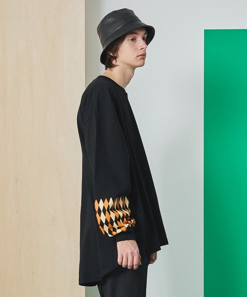 UNITED TOKYO（ユナイテッドトウキョウ）の「プリントボリュームスリーブオーバーTEE（Tシャツ/カットソー・メンズ・ブラック/ホワイト・FREE）」の9枚目の写真