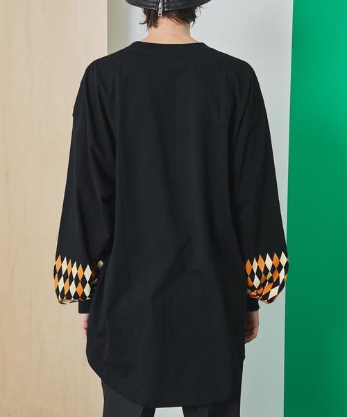 UNITED TOKYO（ユナイテッドトウキョウ）の「プリントボリュームスリーブオーバーTEE（Tシャツ/カットソー・メンズ・ブラック/ホワイト・FREE）」の17枚目の写真