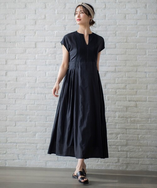 国内発| DOEN スモック コットンボイル ミディドレス Black Cotton Voile Tiered Middle Length Dress | Pasand by ne