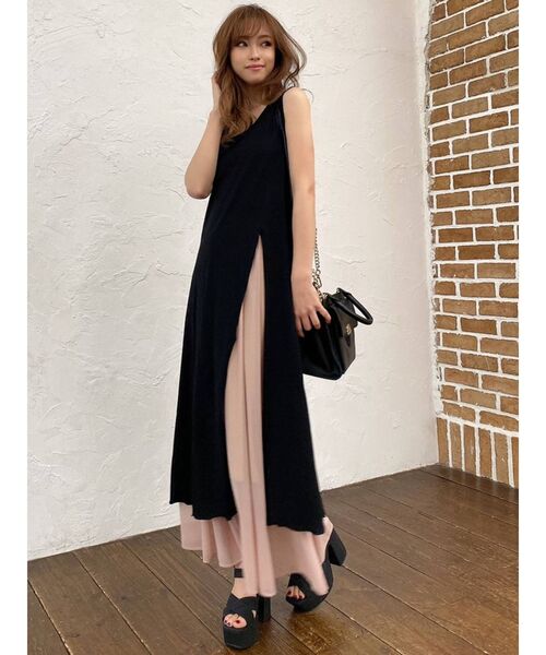 RESEXXY（リゼクシー）の「フロントスリットロングトップス（Tシャツ/カットソー・レディース・ブラック/ミント/モカ・FREE）」の5枚目の写真