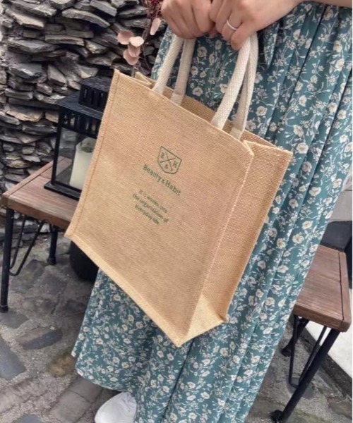 ABITOKYO（アビトーキョー）の「【Beauty&Habit】ジュートトートバッグ（トートバッグ・レディース・ベージュ・FREE）」の4枚目の写真