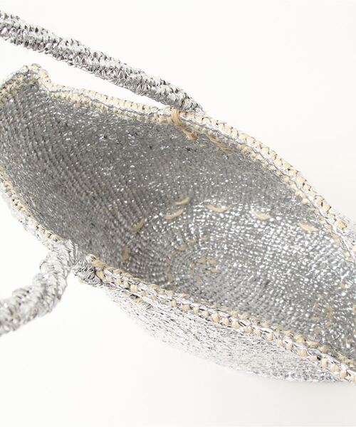 note et silence （ノートエシロンス）の「サイザルバッグ　ワンハンドル　スクエ（トートバッグ・レディース・シルバー・FREE）」の4枚目の写真