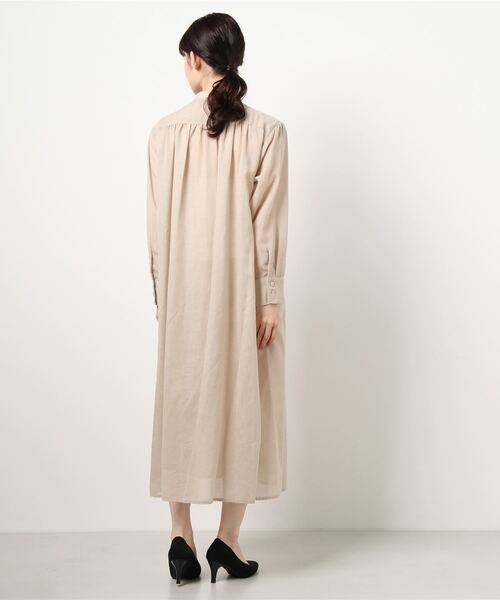 Grand PARK（グランドパーク）の「シアーロングシャツ（シャツ/ブラウス・レディース・オフホワイト/グレイッシュブルー/ベージュ・FREE）」の5枚目の写真