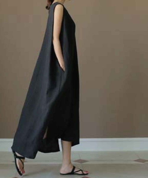 meJane(ミージェーン)の「マキシ丈麻ライクロングワンピース(ワンピース・レディース・ブラック/モカ/ナチュラル・FREE)」の19枚目の写真