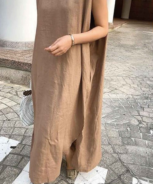 meJane(ミージェーン)の「マキシ丈麻ライクロングワンピース(ワンピース・レディース・ブラック/モカ/ナチュラル・FREE)」の11枚目の写真