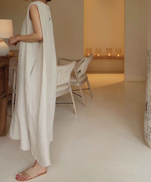 meJane(ミージェーン)の「マキシ丈麻ライクロングワンピース(ワンピース・レディース・ブラック/モカ/ナチュラル・FREE)」の18枚目の写真