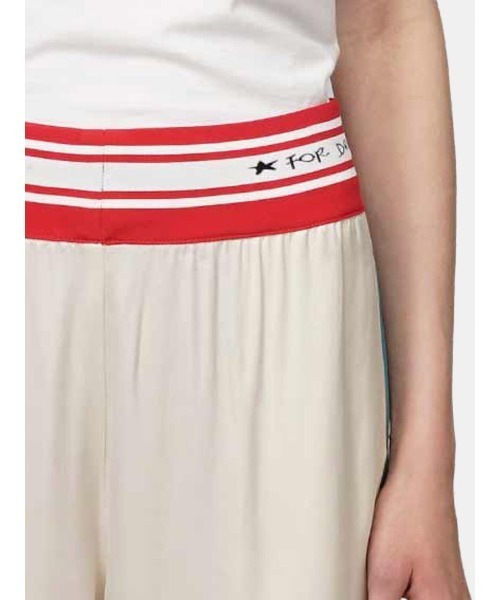 GOLDEN GOOSE（ゴールデングース）の「GOLDEN GOOSE side line easy pant with satin fabric（その他パンツ・レディース・ホワイト系その他・40/38/42）」の4枚目の写真