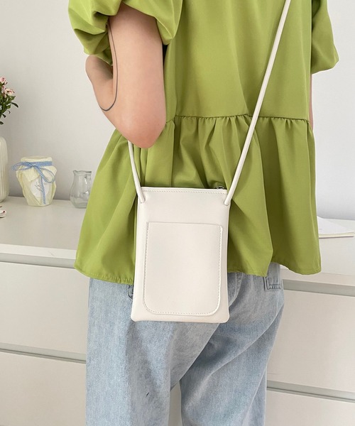 LA VORAGINE(ラ ヴォラジネ)の「ミニポシェット/スマホ入れ 2点セット(ショルダーバッグ・レディース・A/E/B/C/D/F・FREE)」の19枚目の写真