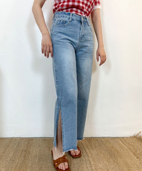 CEMONEMO（セモネモ）の「サイドスリット ストレートデニムパンツ（デニムパンツ・レディース・インディゴブルー・S/M）」の3枚目の写真