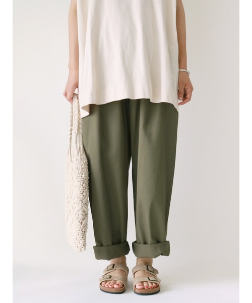 Samansa Mos2(サマンサ モスモス)の「ツイルテーパードパンツ(その他パンツ・レディース・ベージュ/カーキ/キナリ・フリ-)」の3枚目の写真