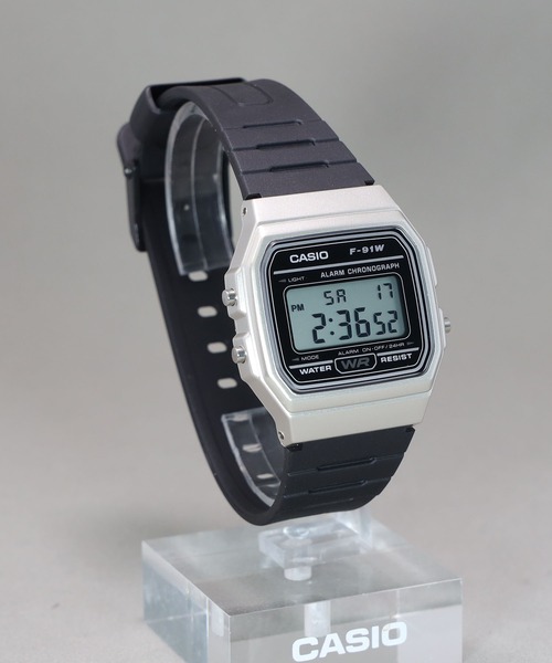 CASIO（カシオ）の「CASIO Collection / F-91WM-7AJH（デジタル腕時計・メンズ・シルバー×ブラック・FREE）」の3枚目の写真