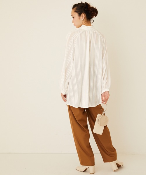 forksy.(フォルクシー)の「【forksy.】前後2WAYピンタックチュニックブラウス(シャツ/ブラウス・レディース・ホワイト/ブラック/キナリ・FREE)」の18枚目の写真