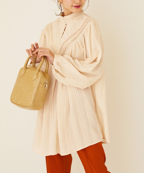 forksy.(フォルクシー)の「【forksy.】前後2WAYピンタックチュニックブラウス(シャツ/ブラウス・レディース・ホワイト/ブラック/キナリ・FREE)」の4枚目の写真