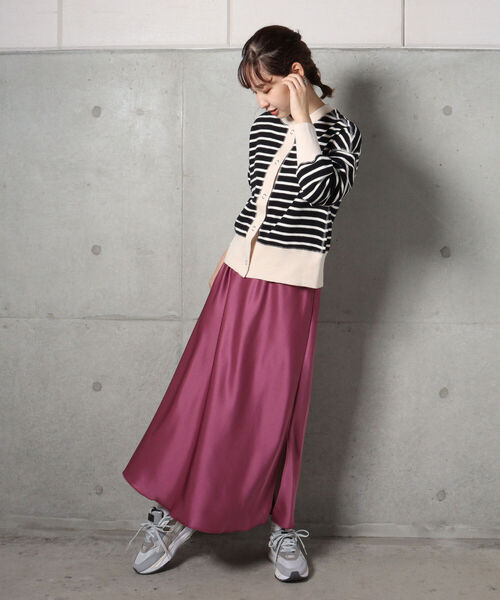 fredy emue(フレディエミュ)の「サテンマーメイドスカート(スカート・レディース・ピンク/グリーン/ホワイト系その他4/ブラック系その他3・38/36)」の17枚目の写真