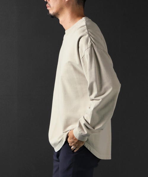The DUFFER of ST.GEORGE（ザダファーオブセントジョージ）の「GARMENT-DYE OVER SIZE L/SL TEE：オーバーダイ加工 ビッグシルエット ロンTEE オーバーサイズ（Tシャツ/カットソー・メンズ・ベージュ/ブラウン・SMALL/MEDIUM/LARGE/X-LARGE）」の15枚目の写真