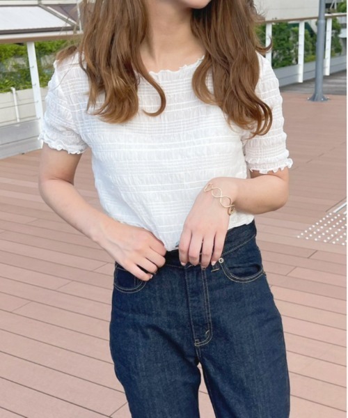 apres jour（アプレジュール）の「シャーリングトップス【ZOZOTOWN限定アイテム】（Tシャツ/カットソー・レディース・アイボリー/ブラック/オフホワイト・X-LARGE/フリー）」の17枚目の写真