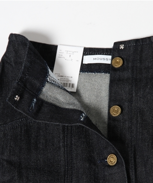 MOUSSY(マウジー)の「button up denim mini SK(デニムスカート・レディース・ワンウォッシュ・0/1/2)」の3枚目の写真