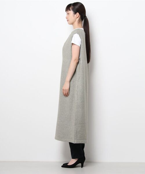 STYLEBLOCK(スタイルブロック)の「ミックスブークレーニット深Vネックノースリーブワンピース(ワンピース・レディース・モカ/ライトベージュ/ブラウン/グリーン系その他/ベージュ・M)」の6枚目の写真