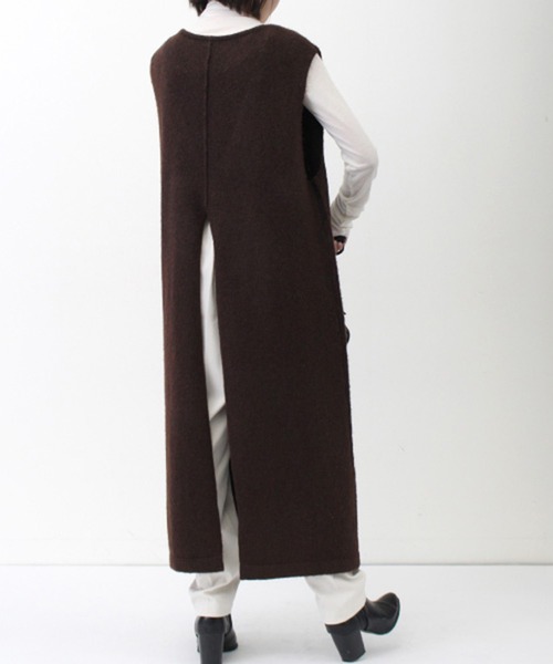 STYLEBLOCK(スタイルブロック)の「ミックスブークレーニット深Vネックノースリーブワンピース(ワンピース・レディース・モカ/ライトベージュ/ブラウン/グリーン系その他/ベージュ・M)」の10枚目の写真