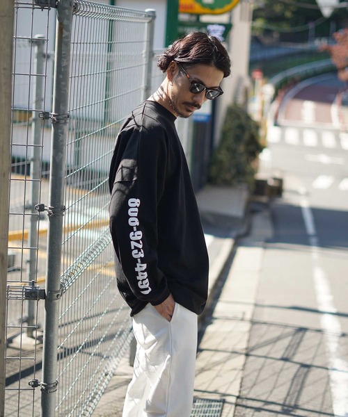 RVCA(ルーカ)の「【オンライン限定】RVCA メンズ DEEP DIG LONG SLEEVE ロングスリーブTシャツ【2021年秋冬モデル】/ルーカ袖プリント長袖バックプリントロンT(Tシャツ/カットソー・メンズ・ブラック/ブラウン/ホワイト・MEDIUM/LARGE/SMALL/X-LARGE)」の16枚目の写真