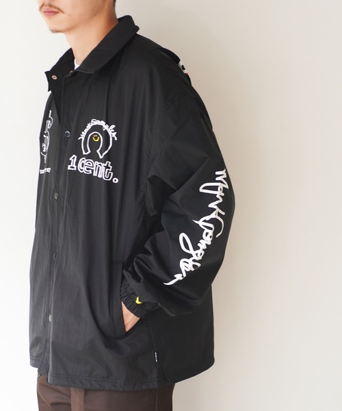 Mark Gonzales(マーク・ゴンザレス)の「【 Mark Gonzales / マークゴンザレス 】 1 cent. COACHES JACKET / ナイロン コーチ ジャケット(ナイロンジャケット・メンズ・ブラック・M/L)」の7枚目の写真
