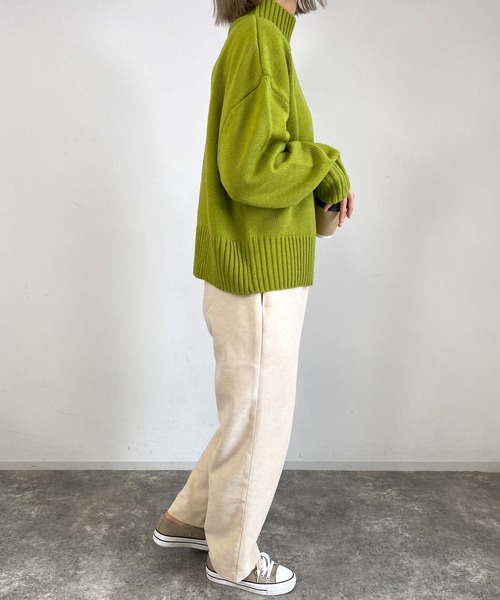 MLI'A（エムリア）の「センターシームタートルニット（ニット/セーター・レディース・レッド/ブルー/グリーン/アイボリー/グレー系その他/イエロー系その他/ブラック系その他2/ライトグリーン/ピンク/パープル・M）」の19枚目の写真