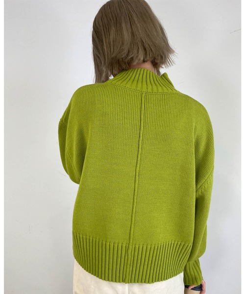 MLI'A（エムリア）の「センターシームタートルニット（ニット/セーター・レディース・レッド/ブルー/グリーン/アイボリー/グレー系その他/イエロー系その他/ブラック系その他2/ライトグリーン/ピンク/パープル・M）」の21枚目の写真