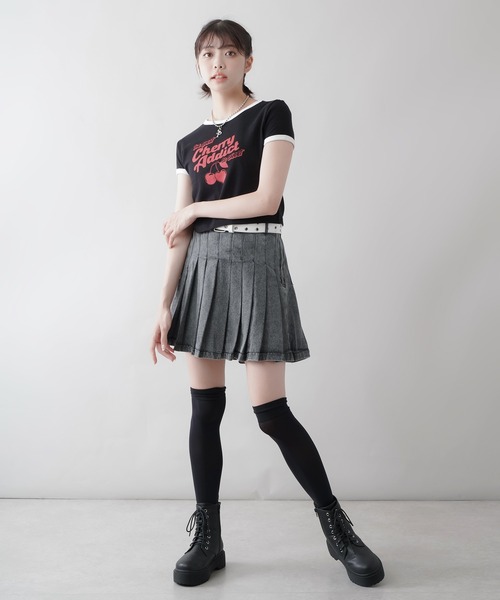 SPINNS(スピンズ)の「フェイクレザー7ホールレースアップブーツ(ブーツ・レディース・ホワイト/ブラック・LL/M/L)」の12枚目の写真