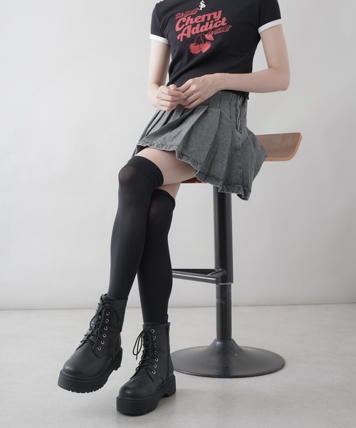 SPINNS(スピンズ)の「フェイクレザー7ホールレースアップブーツ(ブーツ・レディース・ホワイト/ブラック・LL/M/L)」の14枚目の写真