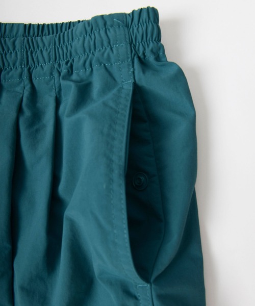 HOLIDAY（ホリデイ）の「TRACK PANTS (Holiday) トラックパンツ (ホリデイ)（その他パンツ・レディース・ブラック/グリーン・ONE SIZE）」の5枚目の写真