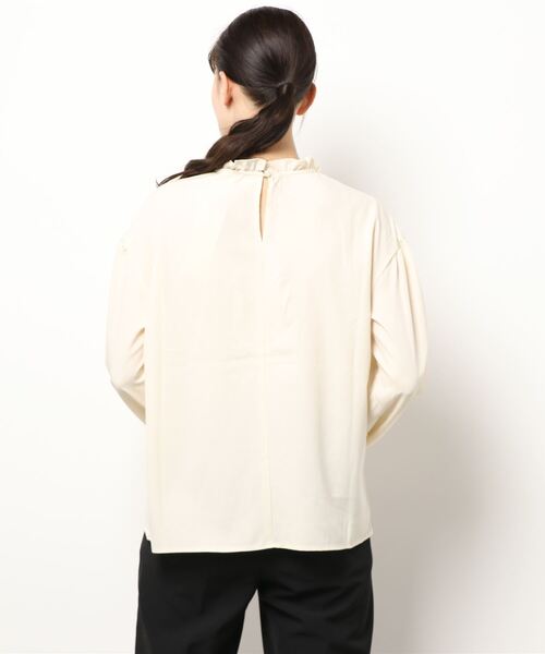 ehka sopo（エヘカソポ）の「スタンドカラーブラウス（シャツ/ブラウス・レディース・オフホワイト/キナリ・ﾌﾘ-）」の4枚目の写真