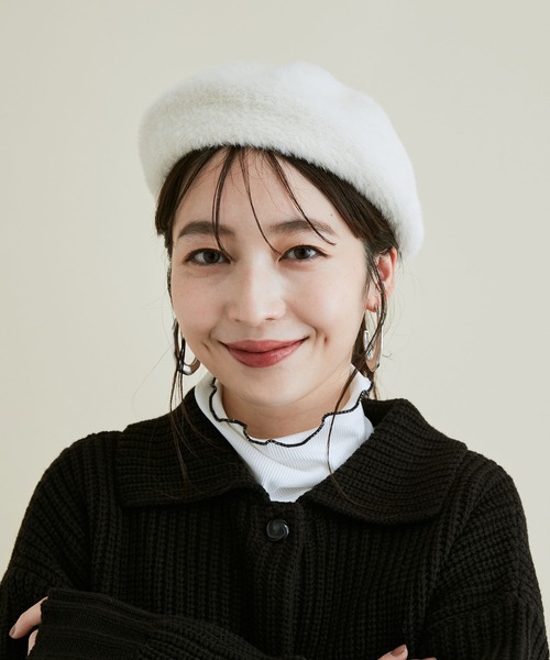 VIS（ビス）の「【洗える・抗菌防臭】ふわふわシャギーベレー帽（ハンチング/ベレー帽・レディース・ホワイト/ブラック/グレー系その他・FREE）」の2枚目の写真